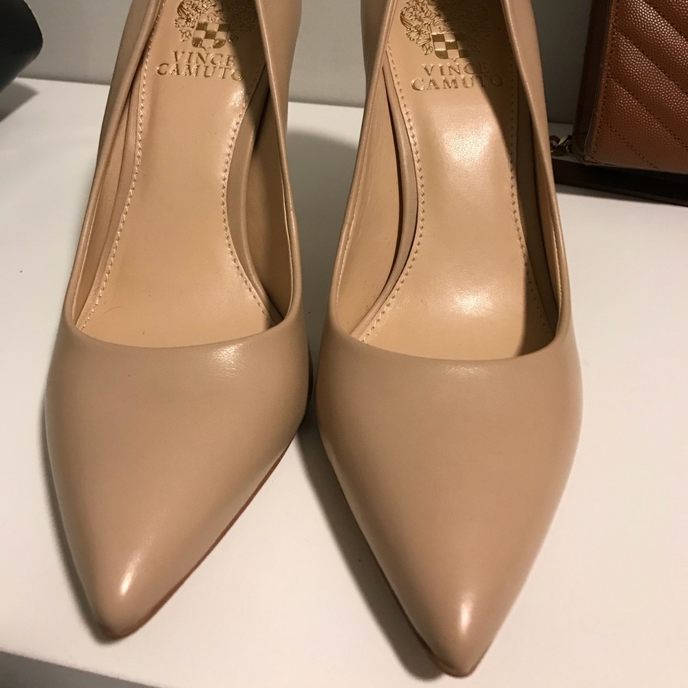 Vince Camuto Nude Heels 7